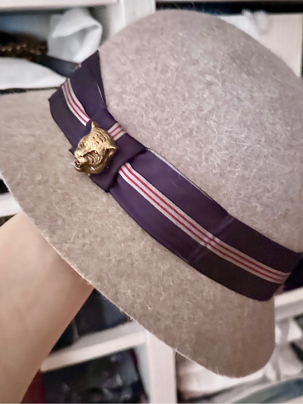 Gucci Beige Felt Fedora with Purple Ribbon and Gold Tiger Accent